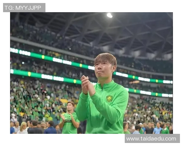 18岁青训小将加盟德甲俱乐部开启国际职业生涯大门